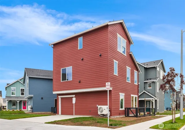 Photo 2 of Single family home for sale at 16017 23rd Avenue Ne, Marysville, WA 98271 | MLS# NWM2528839 | Listing updated on 2026-10-25