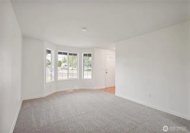 Photo 3 of Single family home for sale at 141 Vermillion Rd, Kelso, WA 98626 | MLS# NWM2528846 | Listing updated on 2026-09-26