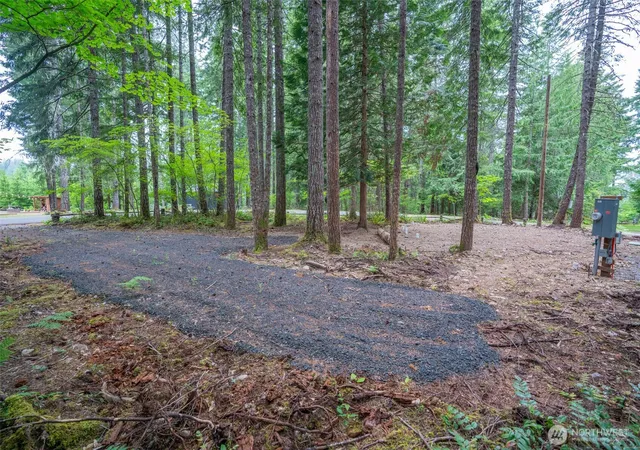 Photo 3 of Land for sale at 21 N Quinault Pl, Hoodsport, WA 98548 | MLS# NWM2528860 | Listing updated on 2026-09-21