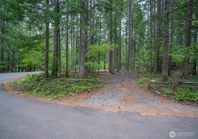 Photo 4 of Land for sale at 21 N Quinault Pl, Hoodsport, WA 98548 | MLS# NWM2528860 | Listing updated on 2026-09-21