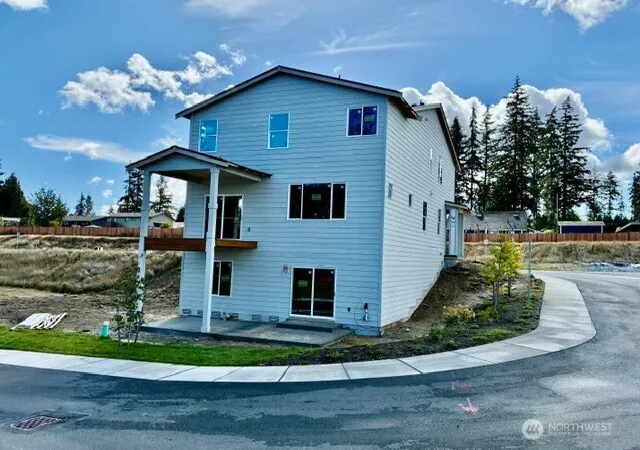 Photo 2 of Single family home for sale at 2315 128th Place Se #27, Everett, WA 98208 | MLS# NWM2528893 | Listing updated on 2026-09-27