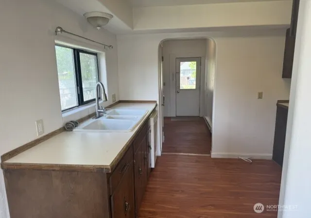 Photo 3 of Single family home for sale at 940 Edith Ave, Walla Walla, WA 99362 | MLS# NWM2528996 | Listing updated on 2026-09-21