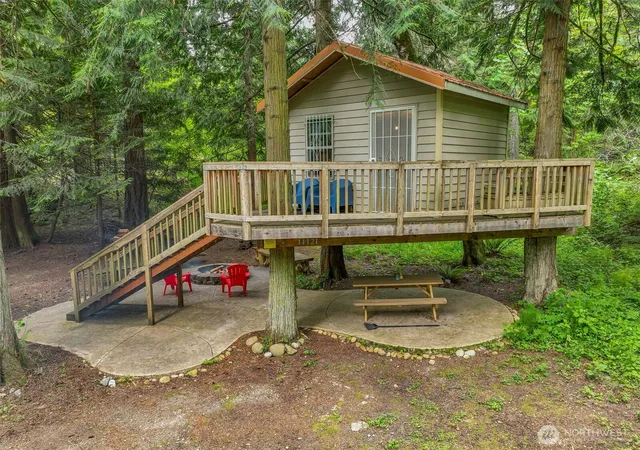 Photo 3 of Land for sale at 14121 Beaver Dr Se, Rainier, WA 98576 | MLS# NWM2529015 | Listing updated on 2026-09-21