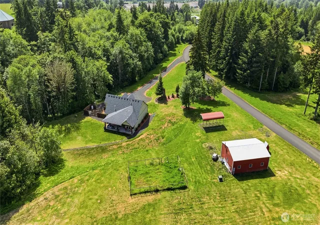 Photo 3 of Single family home for sale at 30 Forest Hts, Cathlamet, WA 98612 | MLS# NWM2529017 | Listing updated on 2026-09-21