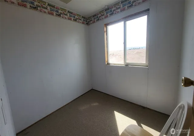Photo 4 of Manufactured home for sale at 2750 NE Road 16, Soap Lake, WA 98851 | MLS# NWM2529024 | Listing updated on 2026-09-21
