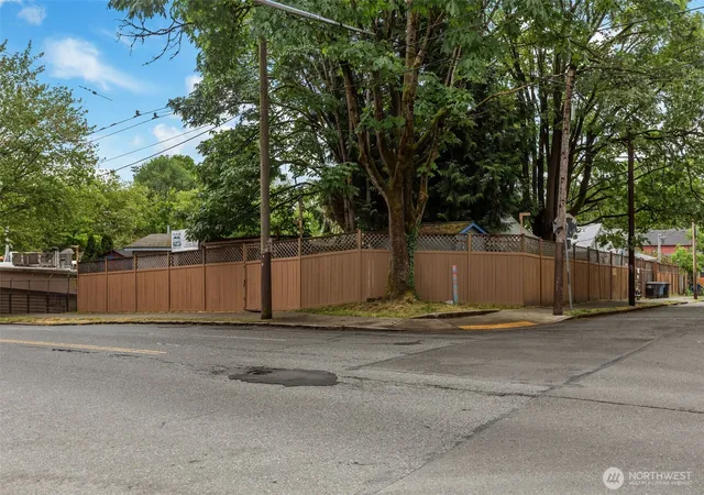 Photo 3 of Land for sale at 612 22nd Avenue, Seattle, WA 98122 | MLS# NWM2529045 | Listing updated on 2026-09-21