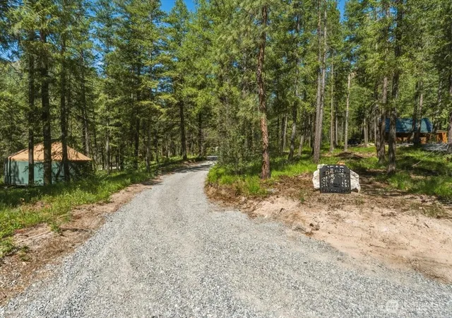 Photo 3 of Single family home for sale at 2350 1st Creek Rd, Chelan, WA 98816 | MLS# NWM2529164 | Listing updated on 2026-09-21