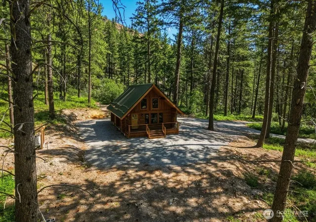 Photo 4 of Single family home for sale at 2350 1st Creek Rd, Chelan, WA 98816 | MLS# NWM2529164 | Listing updated on 2026-09-21