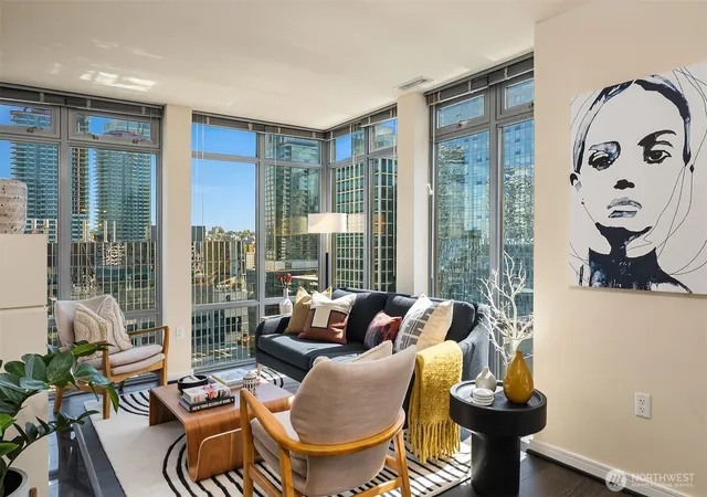 Photo 2 of Sale Pending at 819 Virginia St #2704, Seattle, WA 98101 | MLS# NWM2529188 | Listing updated on 2026-09-25
