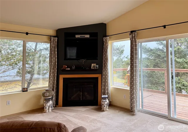 Photo 4 of Single family home for sale at 459 S Bel Air Loop, Ocean Shores, WA 98569 | MLS# NWM2529211 | Listing updated on 2026-09-21