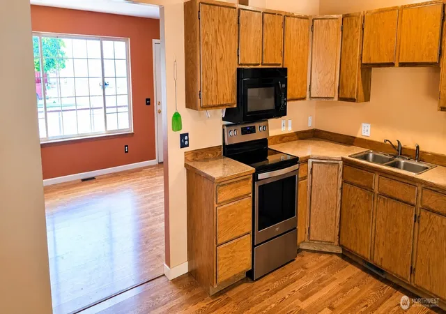 Photo 3 of Sale Pending at 345 Se 6th Avenue, Ephrata, WA 98823 | MLS# NWM2529238 | Listing updated on 2026-09-25