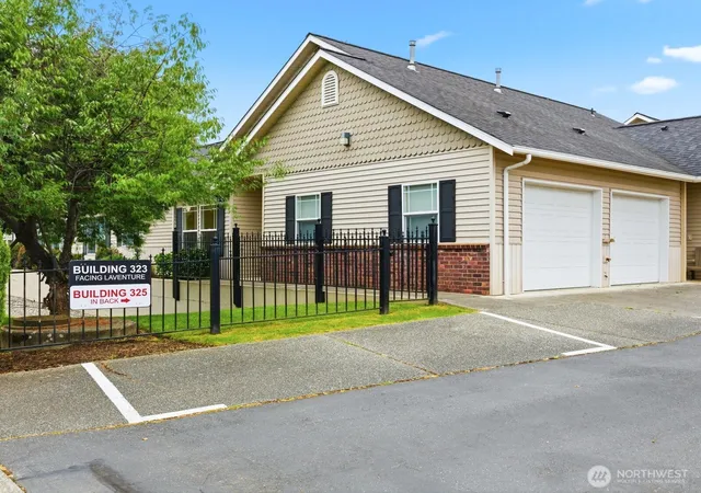 Photo 2 of Condo for sale at 323 N Laventure Rd #C, Mount Vernon, WA 98273 | MLS# NWM2529308 | Listing updated on 2026-09-21