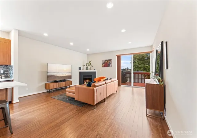 Photo 3 of Sale Pending at 12418 2nd Place Sw, Seattle, WA 98146 | MLS# NWM2529374 | Listing updated on 2026-07-28