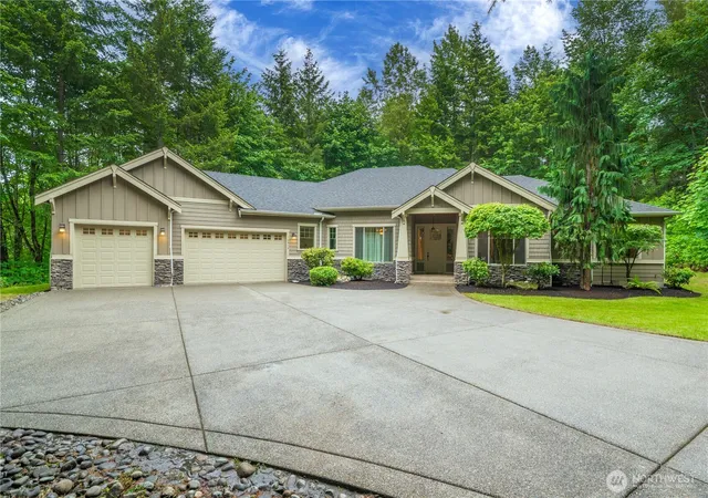 Photo 2 of Single family home for sale at 30418 219th Way Se, Black Diamond, WA 98010 | MLS# NWM2529422 | Listing updated on 2026-09-23
