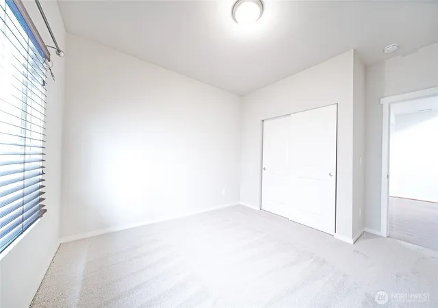 Photo 3 of Single family home for sale at 4241 R St NE, Auburn, WA 98002 | MLS# NWM2529426 | Listing updated on 2026-09-21