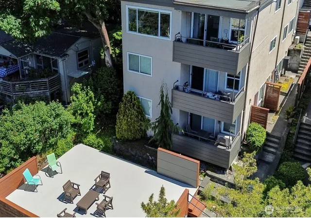 Photo 2 of Multi family home for sale at 2366 E Yale Ave, Seattle, WA 98102 | MLS# NWM2529447 | Listing updated on 2026-09-24