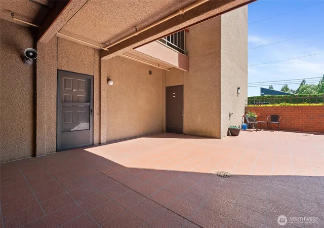 Photo 3 of Condo for sale at 1902 Bridgeport Way W #106, University Place, WA 98466 | MLS# NWM2529470 | Listing updated on 2026-09-21