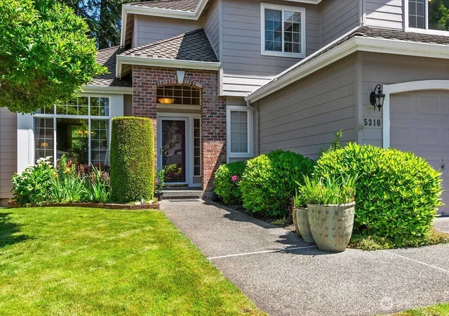 Photo 2 of Single family home for sale at 5310 Olive Ave Se, Auburn, WA 98092 | MLS# NWM2529476 | Listing updated on 2026-09-21