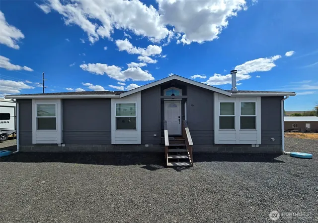 Photo 1 of Manufactured home for sale at 114 E 7th Street, Lind, WA 99341 | MLS# NWM2529556 | Listing updated on 2026-09-21