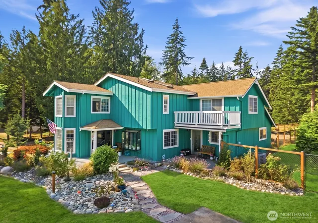 Photo 1 of Single family home for sale at 751 Hazzle Ct, Coupeville, WA 98239 | MLS# NWM2529574 | Listing updated on 2026-09-29