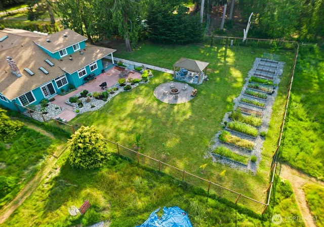 Photo 3 of Single family home for sale at 751 Hazzle Ct, Coupeville, WA 98239 | MLS# NWM2529574 | Listing updated on 2026-09-29