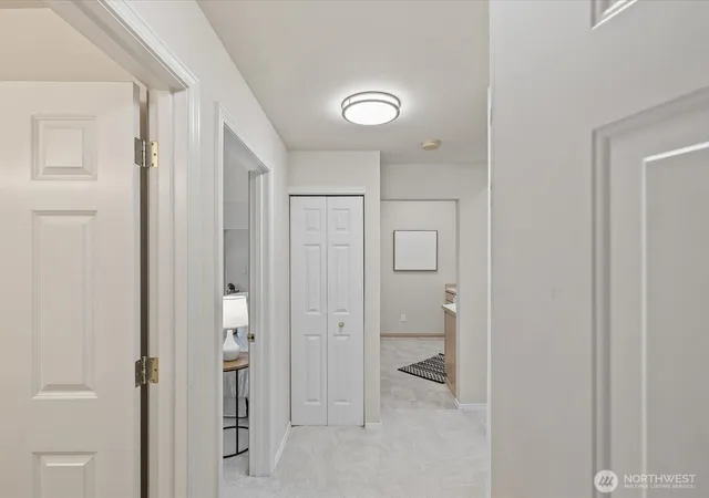 Photo 4 of Condo for sale at 11518 12th Avenue W #D304, Everett, WA 98204 | MLS# NWM2529603 | Listing updated on 2026-09-21