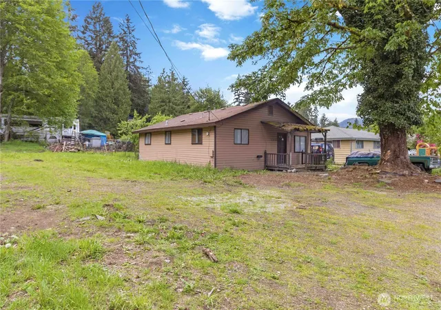 Photo 1 of Single family home for sale at 11435 163rd Avenue Se, Renton, WA 98059 | MLS# NWM2529617 | Listing updated on 2026-09-26