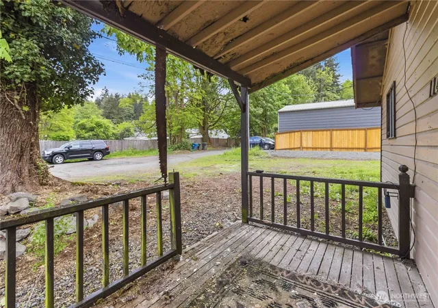 Photo 3 of Single family home for sale at 11435 163rd Avenue Se, Renton, WA 98059 | MLS# NWM2529617 | Listing updated on 2026-09-26