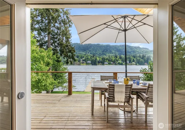 Photo 2 of Single family home for sale at 18288 S W View Rd, Mount Vernon, WA 98274 | MLS# NWM2529637 | Listing updated on 2026-09-21