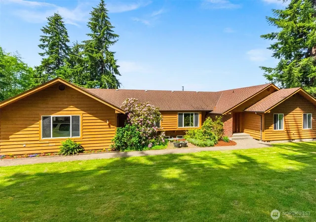 Photo 2 of Sale Pending at 10140 Case Rd Sw, Olympia, WA 98512 | MLS# NWM2529679 | Listing updated on 2026-09-21