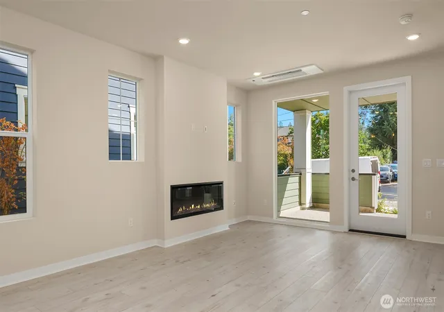 Photo 4 of Sale Pending at 31846 Myrtle #40 St, Carnation, WA 98014 | MLS# NWM2529708 | Listing updated on 2026-08-26