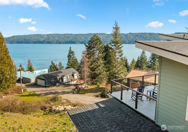 Photo 2 of Single family home for sale at 41 N Mardell Ave, Hoodsport, WA 98548 | MLS# NWM2529728 | Listing updated on 2026-09-21