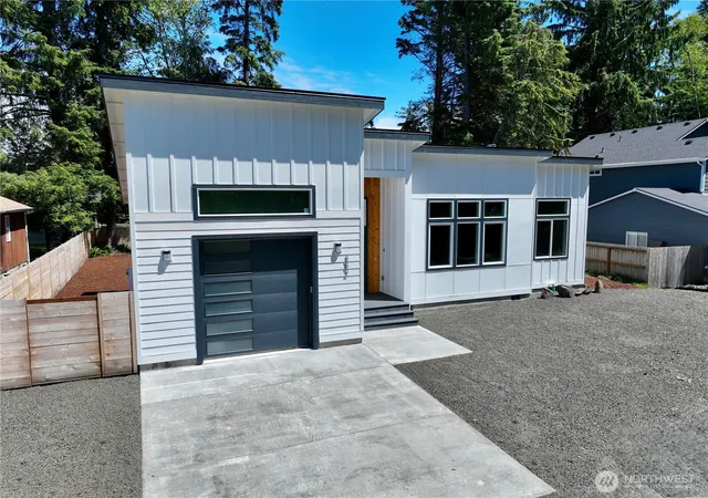 Photo 4 of Single family home for sale at 382 Lake View Loop NE, Ocean Shores, WA 98569 | MLS# NWM2529744 | Listing updated on 2026-09-21
