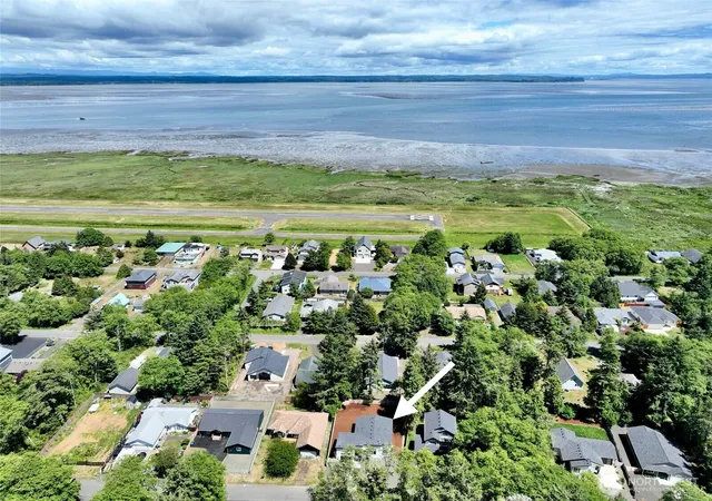 Photo 3 of Single family home for sale at 382 Lake View Loop NE, Ocean Shores, WA 98569 | MLS# NWM2529744 | Listing updated on 2026-09-21