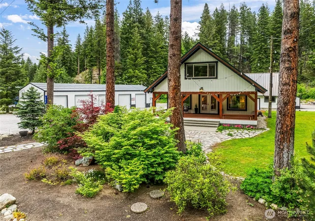 Photo 1 of Single family home for sale at 2630 Cottonwoood Ln, Leavenworth, WA 98826 | MLS# NWM2529812 | Listing updated on 2026-09-21