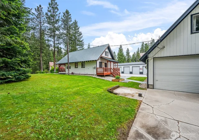 Photo 3 of Single family home for sale at 2630 Cottonwoood Ln, Leavenworth, WA 98826 | MLS# NWM2529812 | Listing updated on 2026-09-21