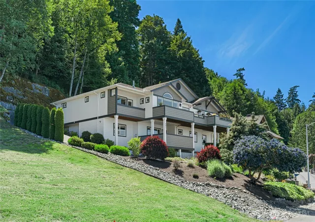 Photo 1 of Single family home for sale at 407 Vanderlin Dr, Camano Island, WA 98282 | MLS# NWM2529813 | Listing updated on 2026-09-21