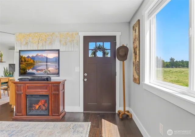 Photo 3 of Single family home for sale at 428 SW 12th Street, College Place, WA 99324 | MLS# NWM2529819 | Listing updated on 2026-09-21
