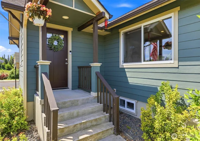 Photo 4 of Single family home for sale at 428 SW 12th Street, College Place, WA 99324 | MLS# NWM2529819 | Listing updated on 2026-09-21