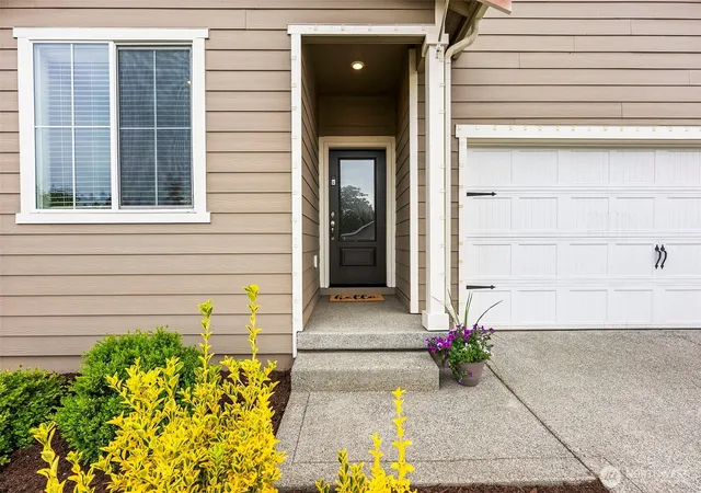 Photo 4 of Sale Pending at 2301 158th Street Ct E, Tacoma, WA 98445 | MLS# NWM2529865 | Listing updated on 2026-09-02