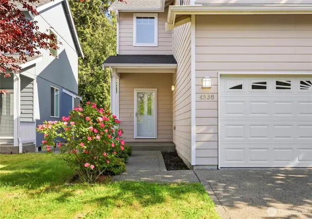 Photo 2 of Single family home for sale at 4538 20th Way Ne, Olympia, WA 98516 | MLS# NWM2529874 | Listing updated on 2026-09-21