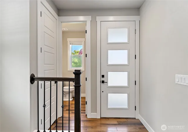 Photo 2 of Single family home for sale at 9924 Prospect Pl, Gig Harbor, WA 98332 | MLS# NWM2529916 | Listing updated on 2026-09-25