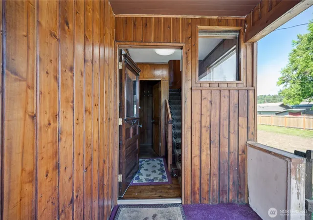Photo 4 of Single family home for sale at 309 Northwest 2nd Ave, Kelso, WA 98626 | MLS# NWM2529927 | Listing updated on 2026-09-21