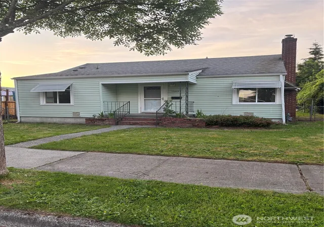 Photo 1 of Single family home for sale at 1509 Everett St, Sumner, WA 98390 | MLS# NWM2529970 | Listing updated on 2026-09-21