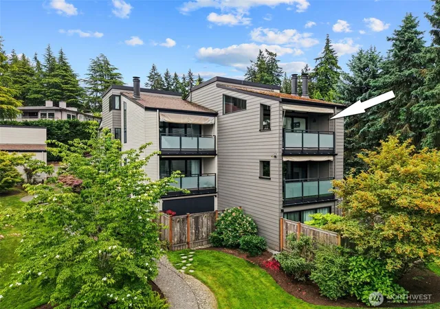 Photo 1 of Condo for sale at 11226 Ne 68th Street #E, Kirkland, WA 98033 | MLS# NWM2530090 | Listing updated on 2026-09-21
