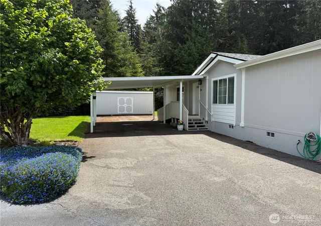 Photo 1 of Manufactured home for sale at 77 Clemons Rd #105, Montesano, WA 98563 | MLS# NWM2530095 | Listing updated on 2026-09-21