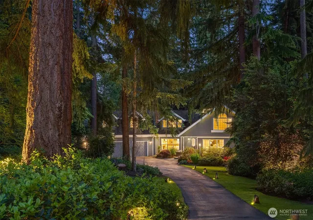 Photo 2 of Mansion for sale at 2609 208th Avenue Se, Sammamish, WA 98075 | MLS# NWM2530136 | Listing updated on 2026-09-28