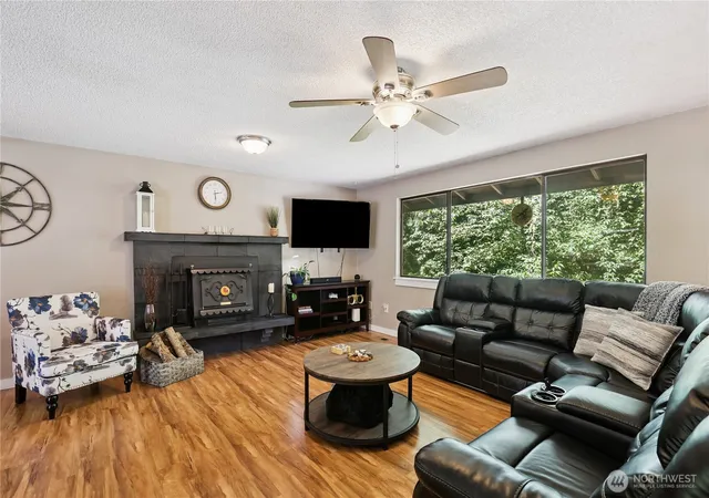 Photo 3 of Single family home for sale at 9102 149th Street NW, Gig Harbor, WA 98329 | MLS# NWM2530147 | Listing updated on 2026-09-21