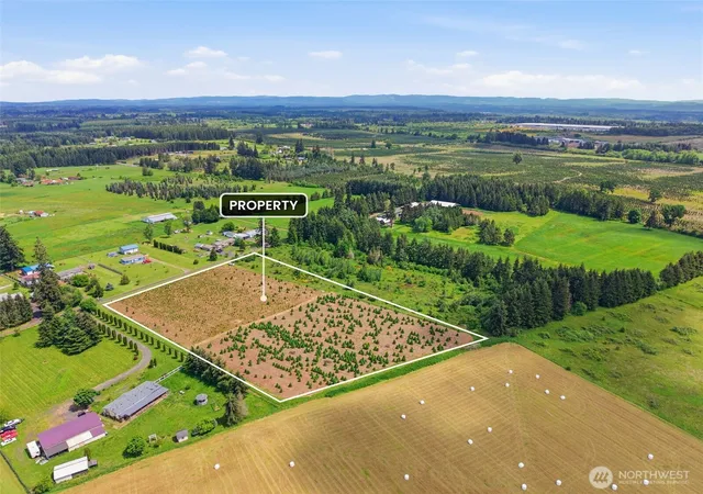 Photo 2 of Sale Pending at 2 Shiloh Rd, Winlock, WA 98596 | MLS# NWM2530159 | Listing updated on 2026-09-25