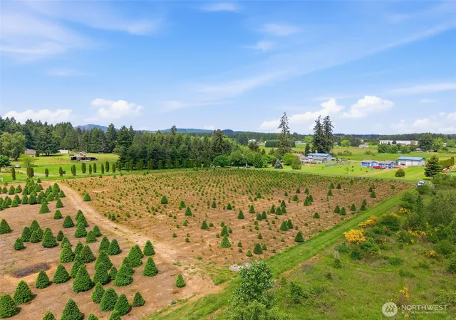 Photo 3 of Sale Pending at 2 Shiloh Rd, Winlock, WA 98596 | MLS# NWM2530159 | Listing updated on 2026-09-25